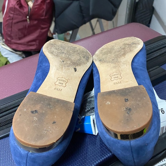 Tory Burch shoes blue suede worn 2x but in superb condition - Picture 4 of 8